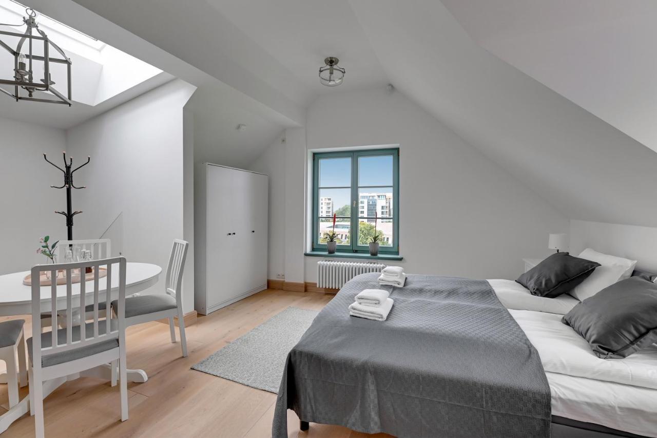Historical Townhouse By Blue Mandarin Apartment Gdansk Exterior photo