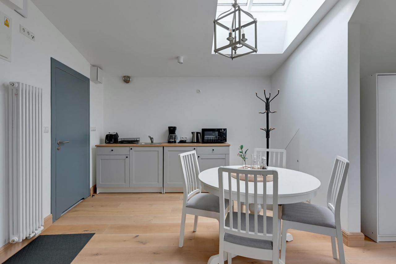 Historical Townhouse By Blue Mandarin Apartment Gdansk Exterior photo