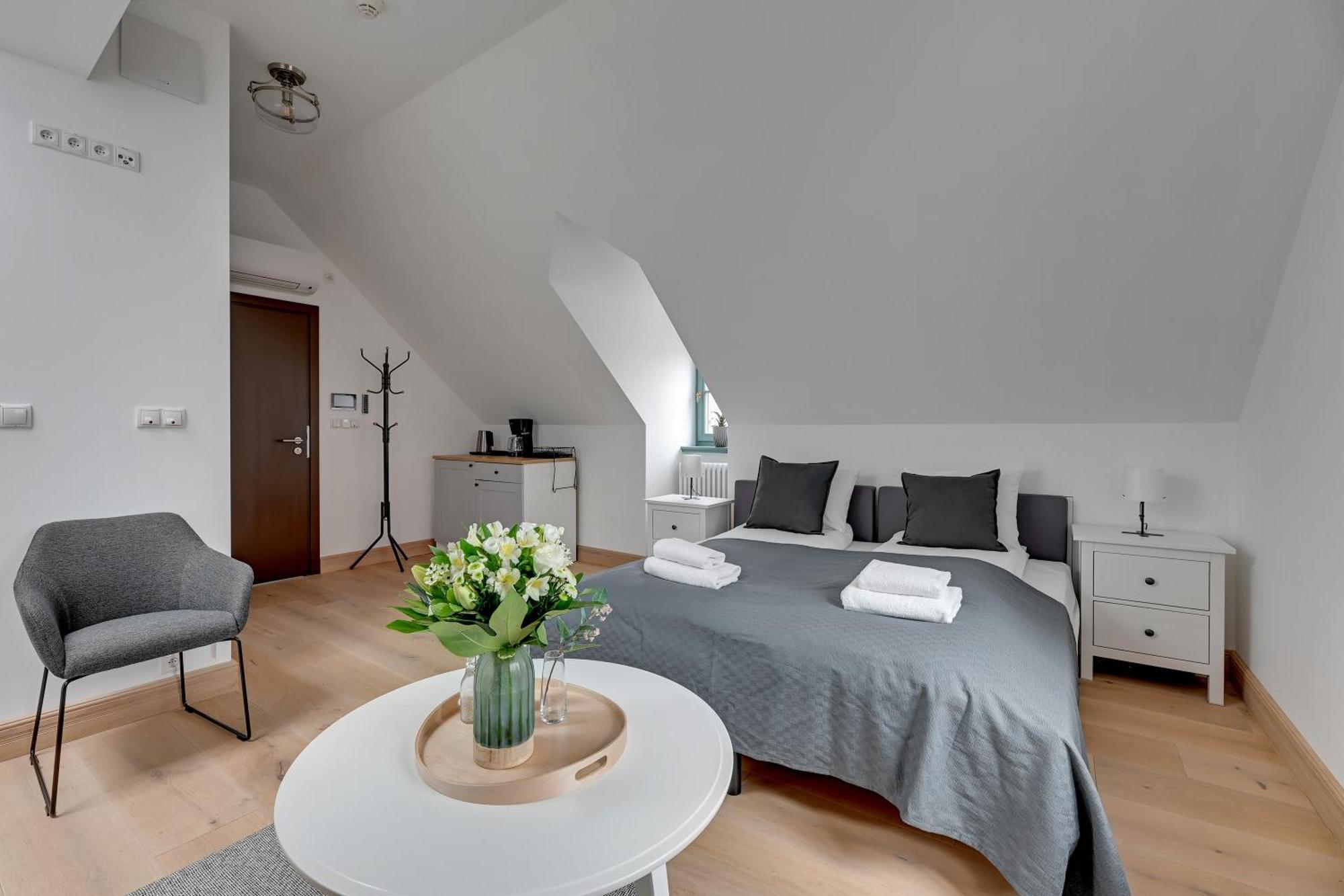 Historical Townhouse By Blue Mandarin Apartment Gdansk Exterior photo